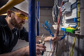 emergency electrician knutsford